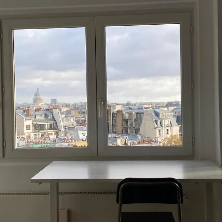Gorgeous Penthouse Overlooking The Skyline * パリ
